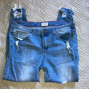 Gogo Jeans Distressed